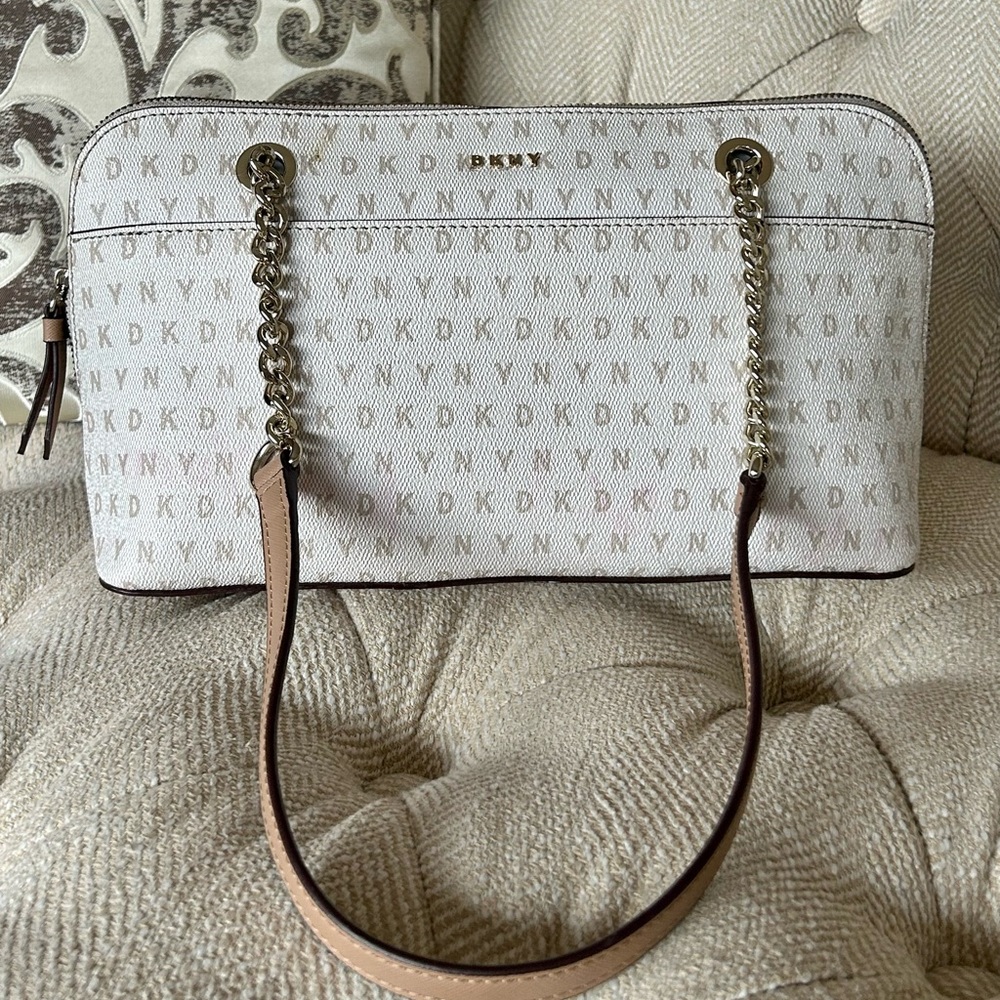 DKNY Cream and Tan Logo Chain-Handle Shoulder Bag